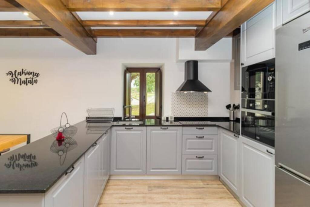 Villa Cantabria Collection - Espectacular Cabarceno Penagos