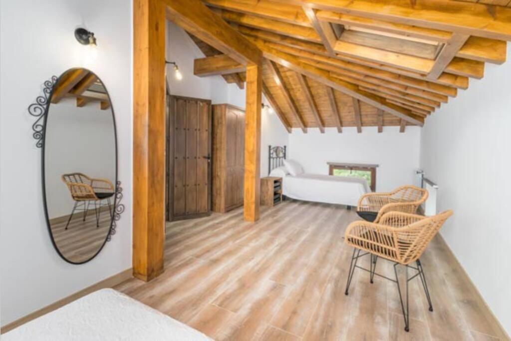 Cantabria Collection - Espectacular Cabarceno Penagos